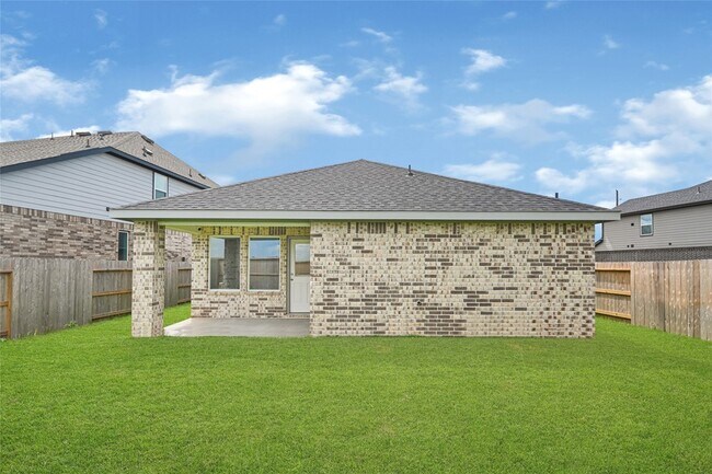 Building Photo - 1015 Blue Stone Dr