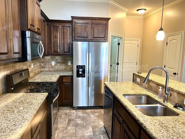 Building Photo - 12613 NW 5th St