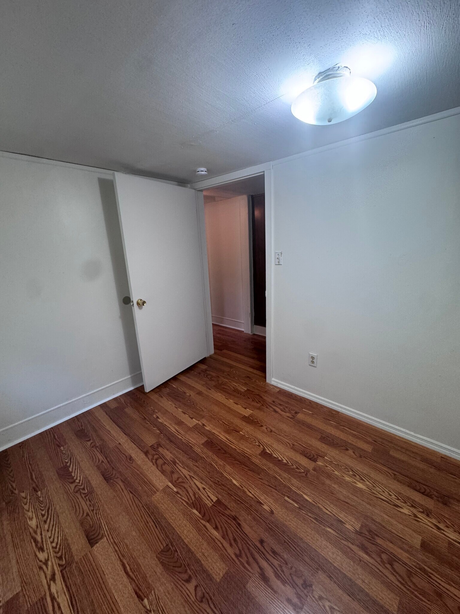 Building Photo - 60 Lanning Ln