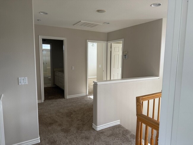 Building Photo - Updated home near Sycamore Canyon available for lease