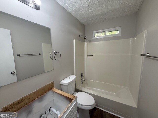 Building Photo - 270 Carriage Cir
