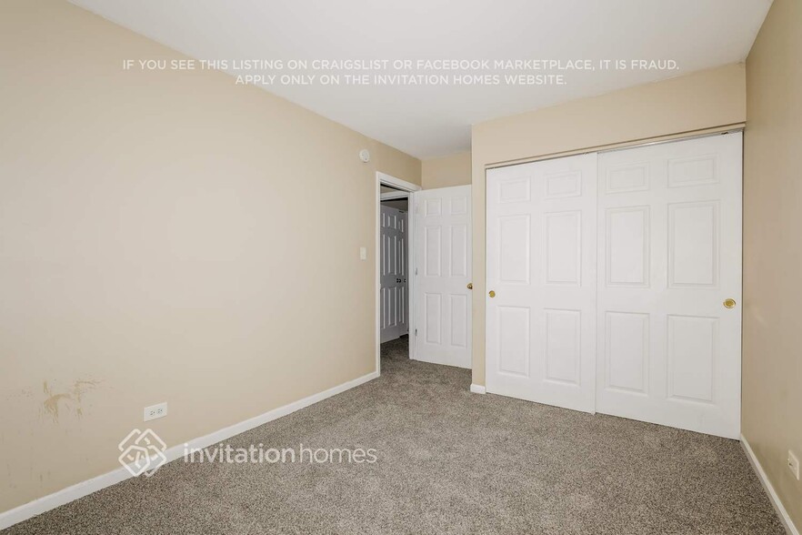 Building Photo - 1381 Alberta Ct
