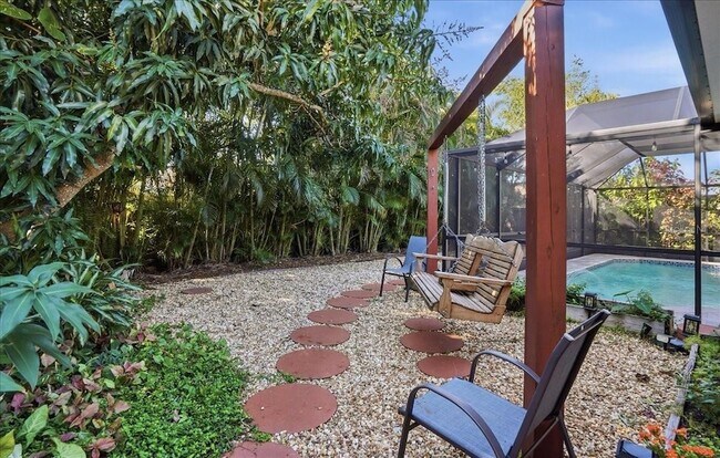 Building Photo - 6808 Friendship Dr