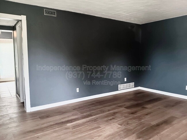 Building Photo - 1173 Navaho Dr