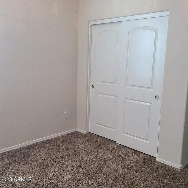 Building Photo - 3703 N 298th Dr