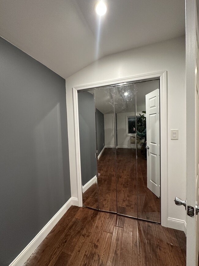 Building Photo - 14146 Pershing Cres