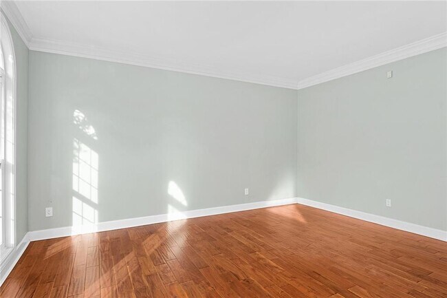 Building Photo - 560 Kimball Crest Ct