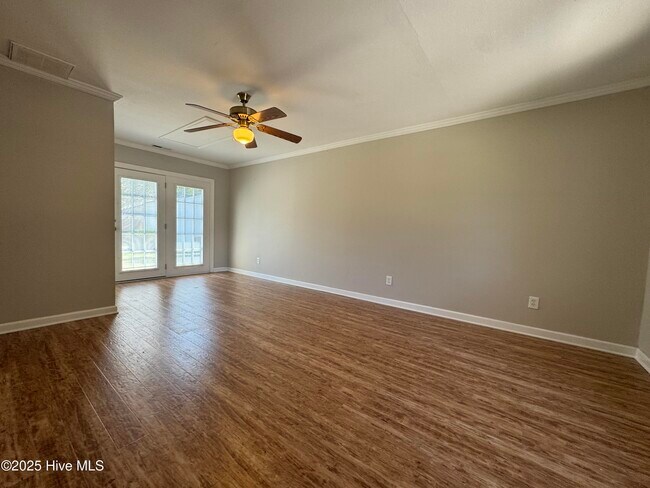Building Photo - 3212 Galway Rd