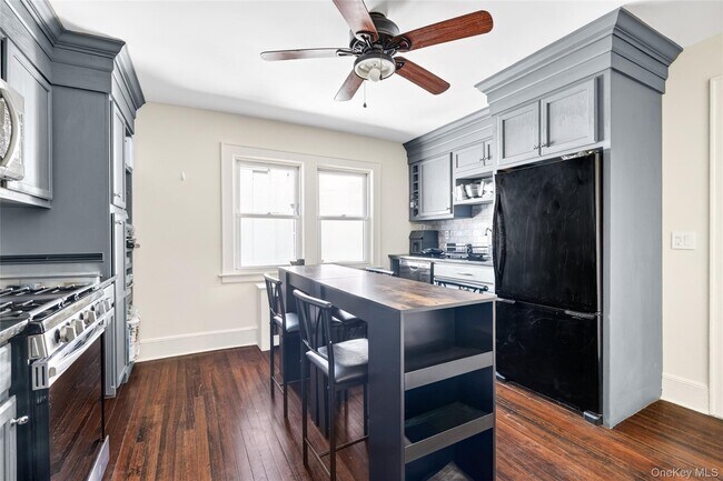 Building Photo - 50 Edgar Pl