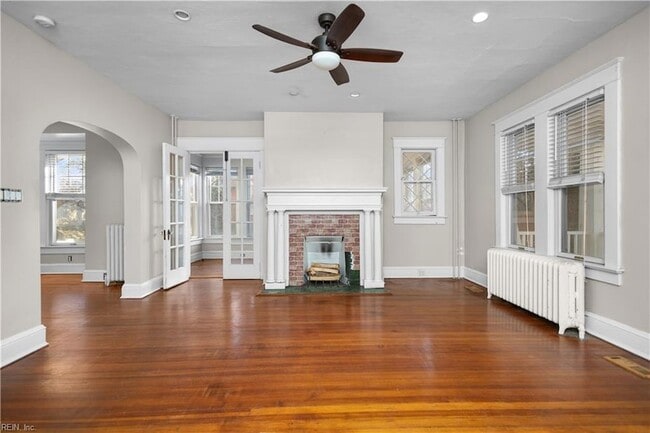 Building Photo - 4600 Colonial Ave