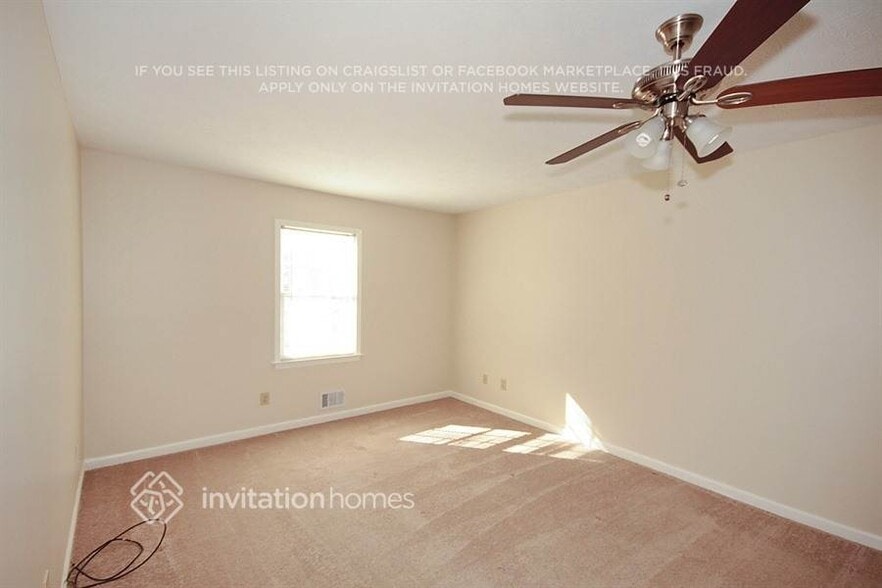 Building Photo - 95 Sweetwater Ln