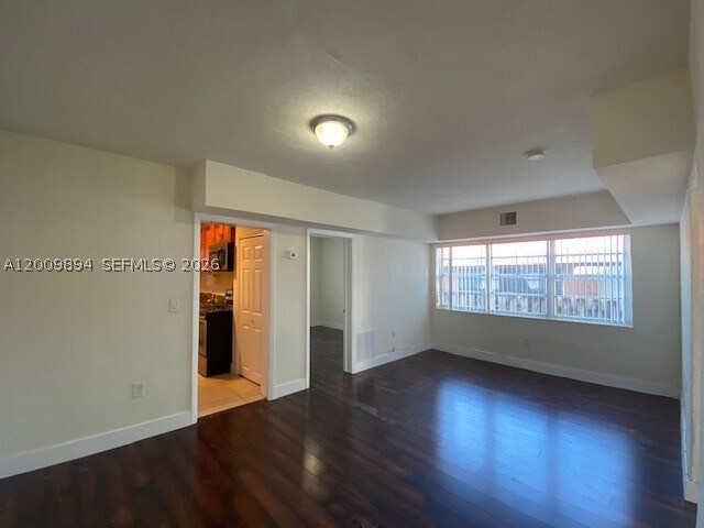 Building Photo - 701 82nd St