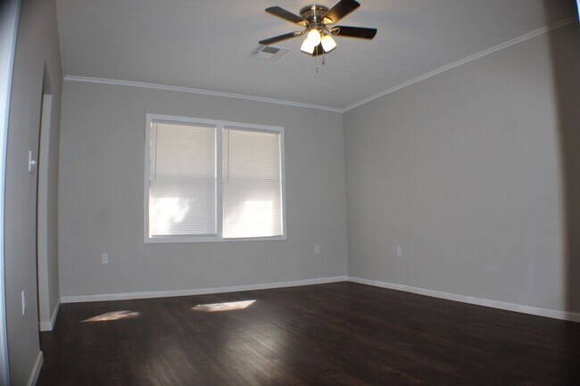 Building Photo - Home for rent!