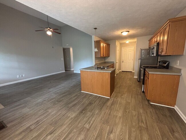 Building Photo - Location, Community, Quality Living. It Starts Here!
