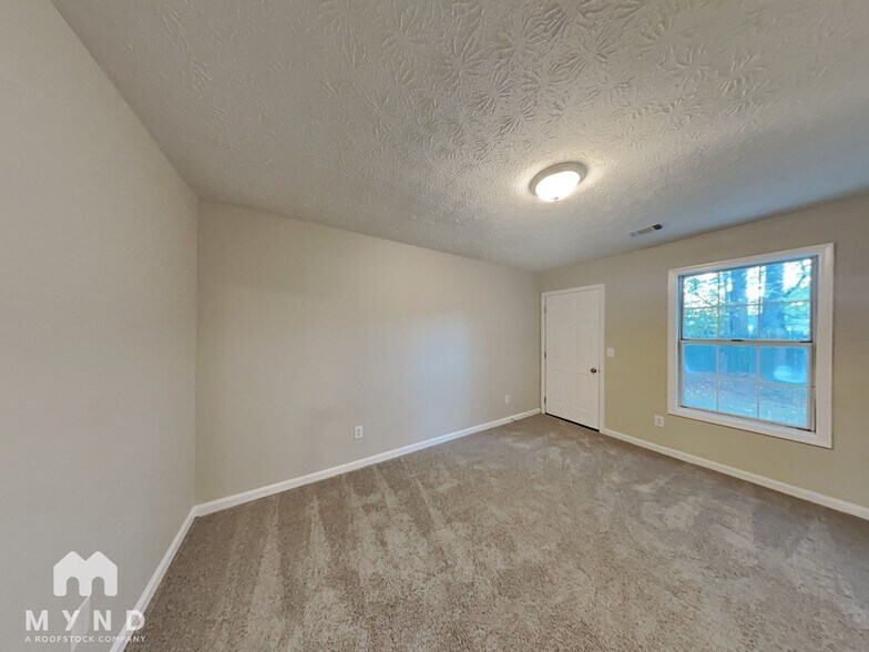 Building Photo - 801 Shore Dr