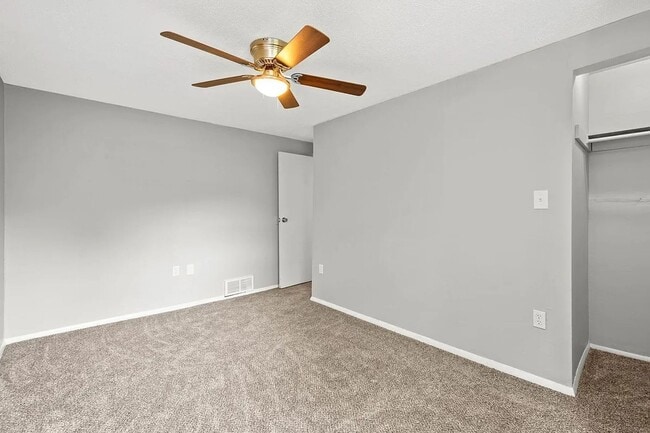 Building Photo - 207 Marie Ave