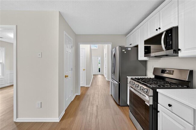 Building Photo - 2845 Factor Walk Blvd