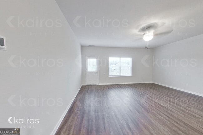 Building Photo - 3559 Bridgewood Dr