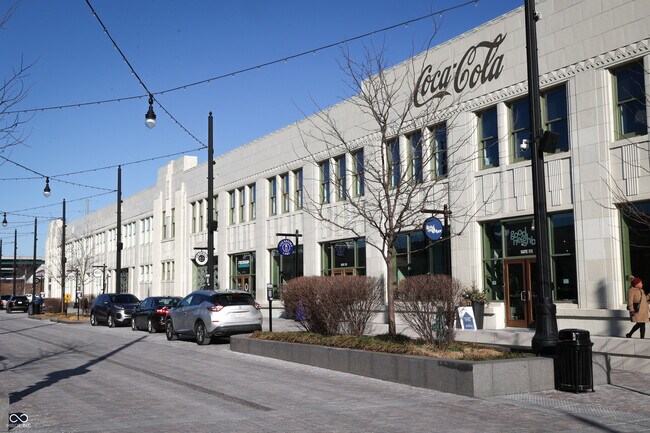 Building Photo - 809 Broadway St