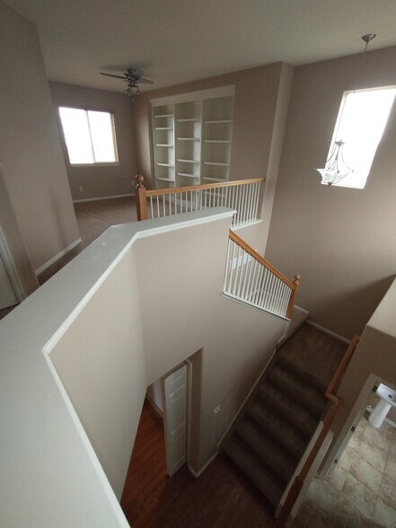 Stairway - 4607 Fish Hawk Pt