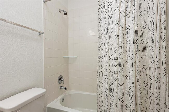 Building Photo - 13525 Emerald Mallard Dr