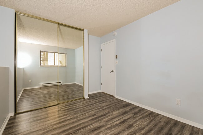 Building Photo - 720 City Park Ave