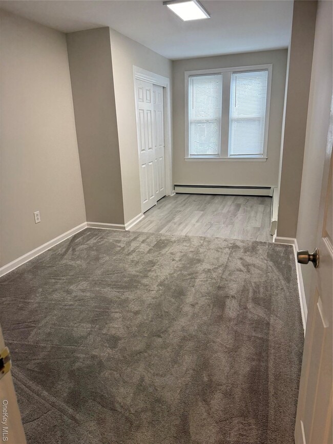 Building Photo - 208 Orchard St