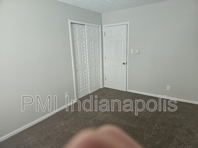 Building Photo - 6240 E 11th St