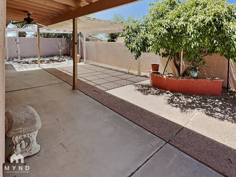 Building Photo - 4763 W Latchstring Ct
