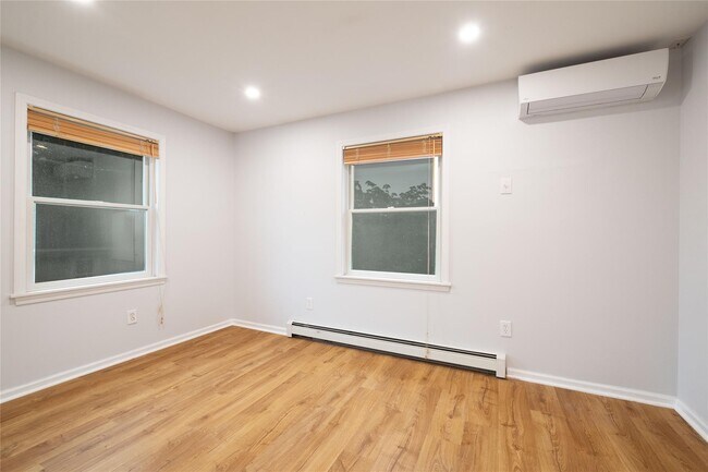 Building Photo - 60 Remington Pl