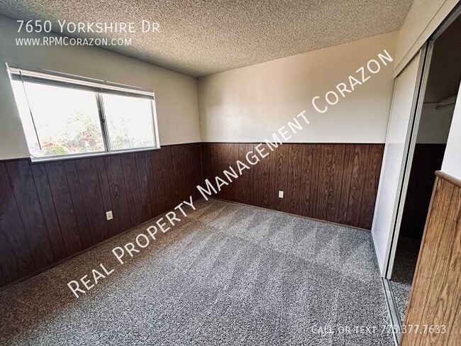 Building Photo - 7650 Yorkshire Dr