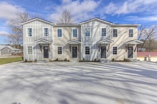 Building Photo - 717 Perrigan Ln