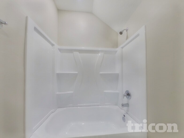 Building Photo - 2915 Grand Finale St