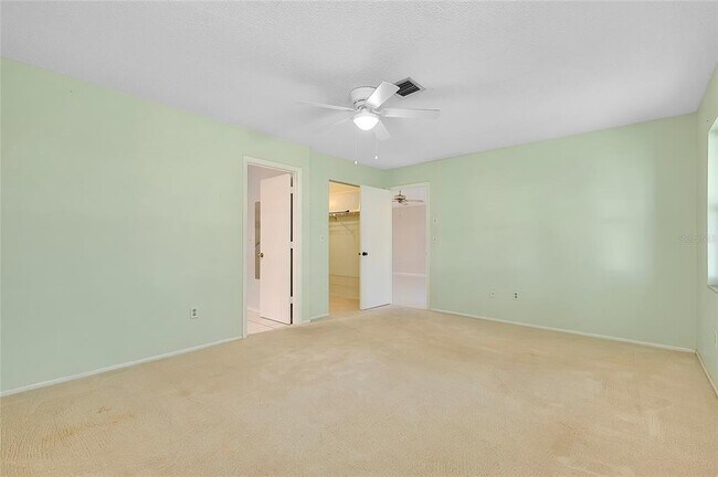 Building Photo - 49 Sandstone Cir