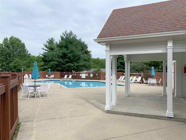 Building Photo - 7115 Sweetwater Dr