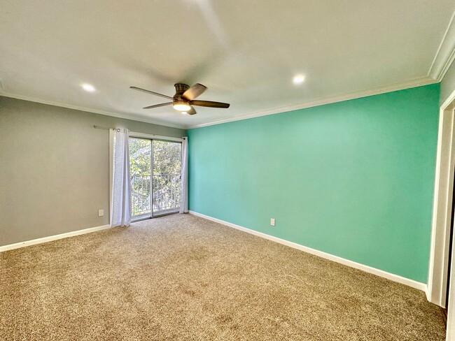 Building Photo - Stunning Condo Minutes from Downtown La Mesa