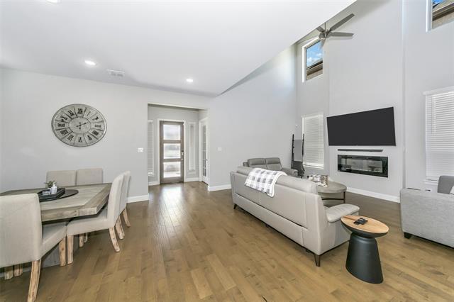 Building Photo - 467 Chambers Pl