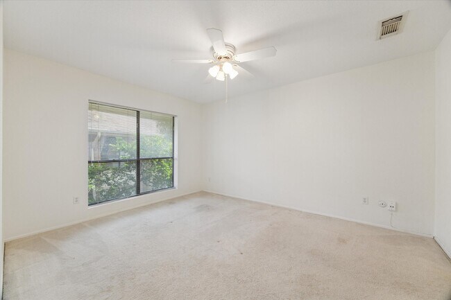 Building Photo - 1881 Bering Dr