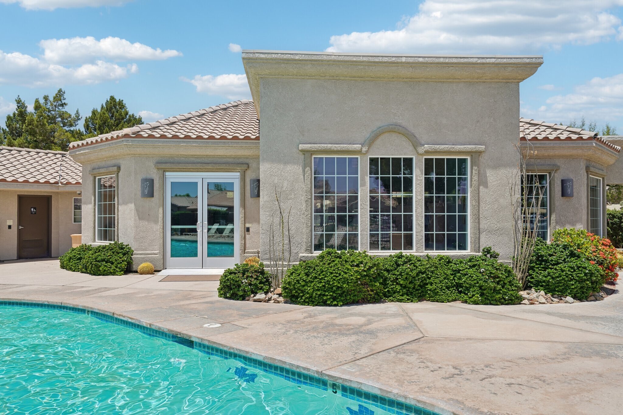 Building Photo - 45138 Shaugnessy Dr