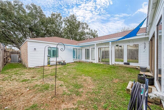 Building Photo - 10919 Villa Lea Ln