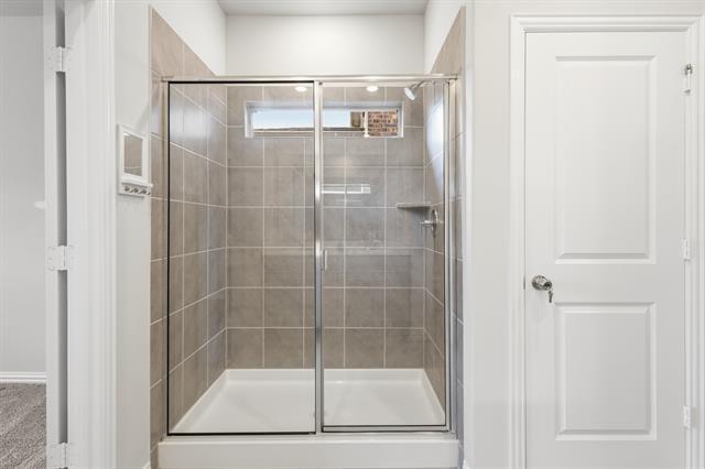 Building Photo - 206 Goosewood Dr