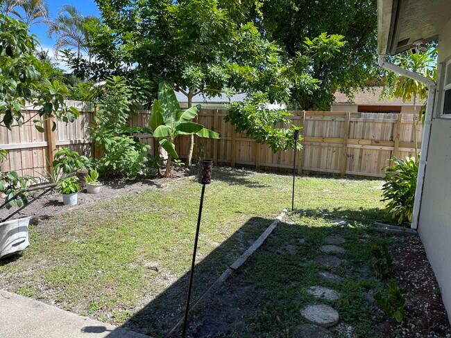 Building Photo - 6720 NW 29th Way