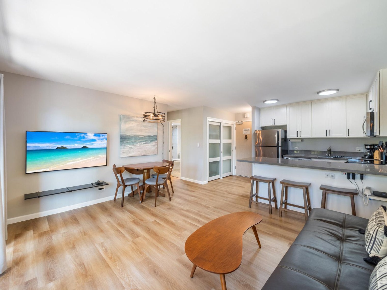 Building Photo - 2140 Kuhio Avenue-SI ID1327716P