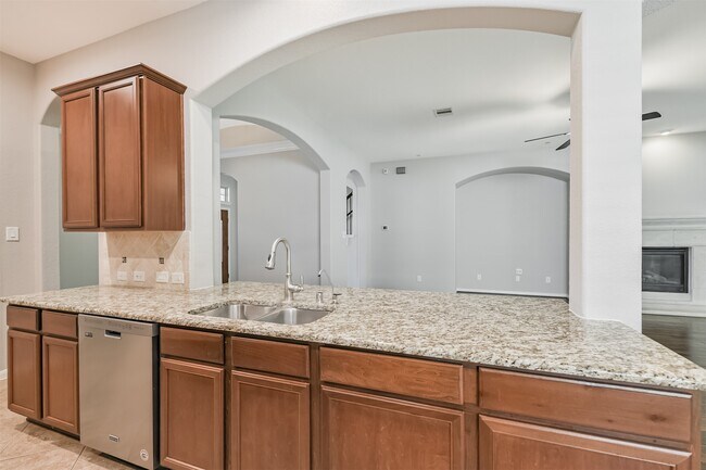 Building Photo - 19527 Juniper Breeze Ln