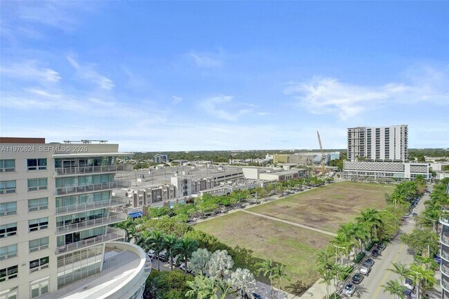 Building Photo - 3301 NE 1st Ave