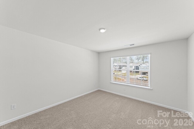 Building Photo - 204 Calvin Crk Dr