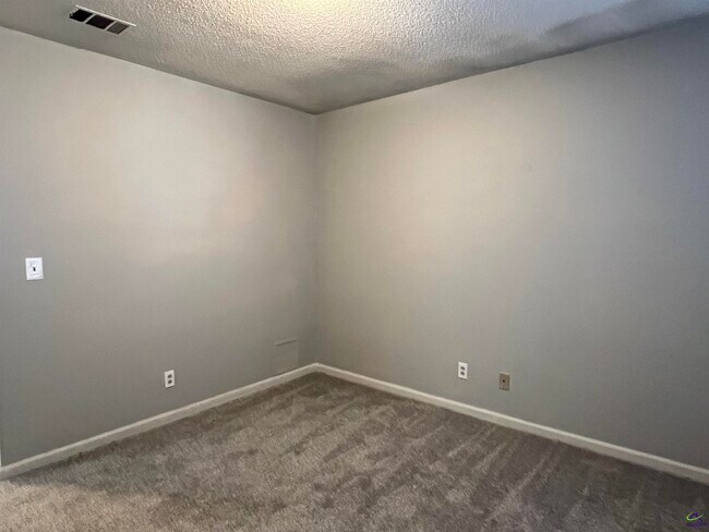 Building Photo - 2268 Unaliyi Trail