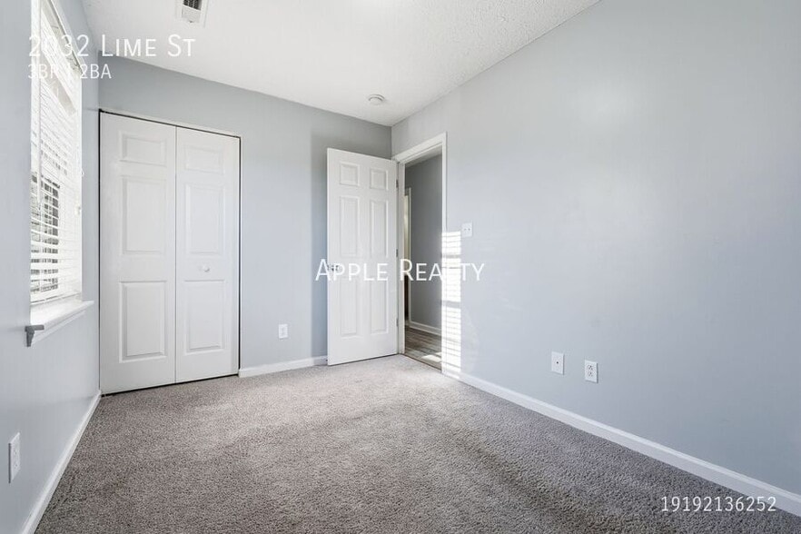 Building Photo - 2032 Lime St