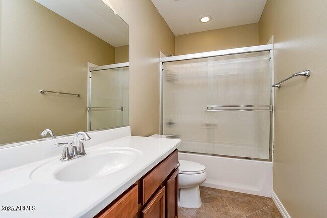 Building Photo - 888 S Annie Ln