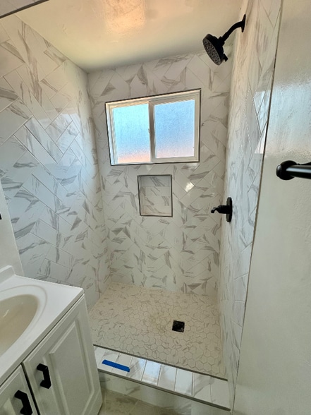 Building Photo - 818 Cedar St